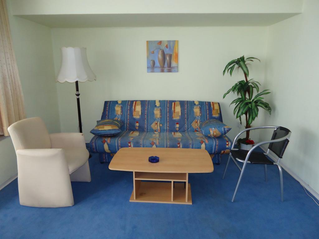 Hotel Kubrat Berlin Mitte