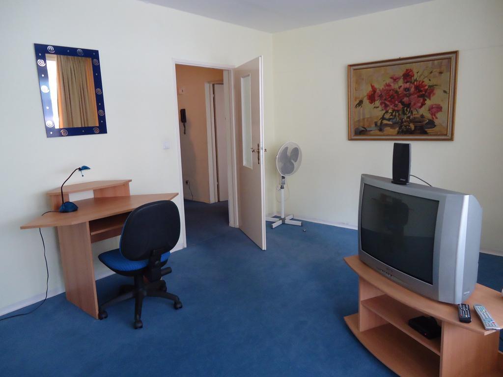 Hotel Kubrat Berlin Mitte Berlin