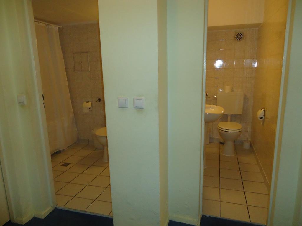 Hotel Hotel Kubrat Berlin Mitte 3*