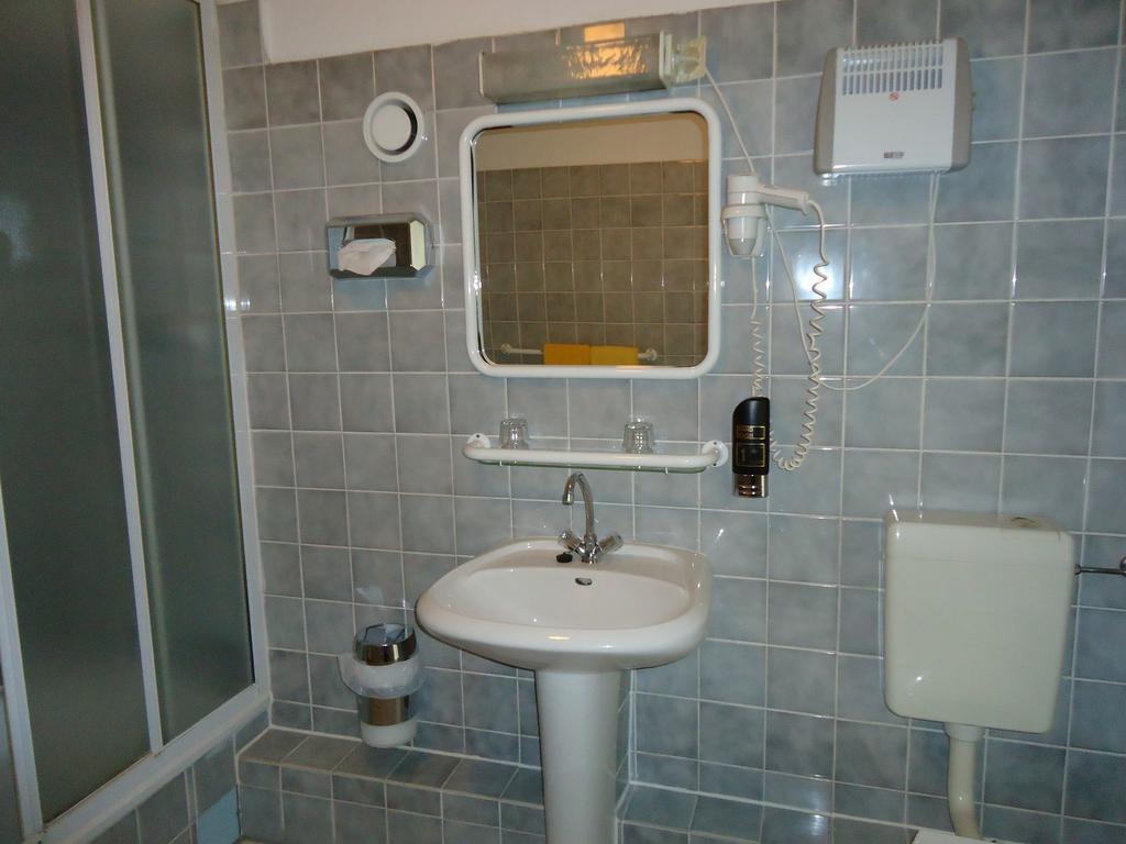 Hotel Kubrat Berlin Mitte