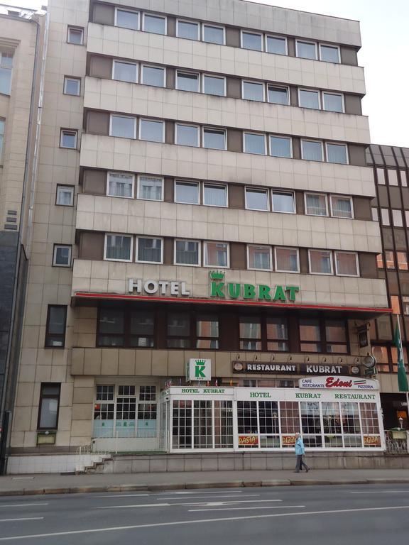 Hotel Kubrat Am Checkpoint Charlie Berlino